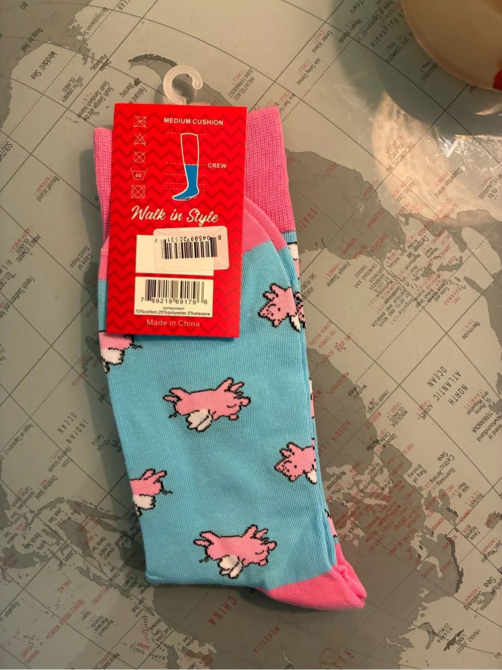 Sillies Flying Pig Novelty Socks One Size Fits Most NWT